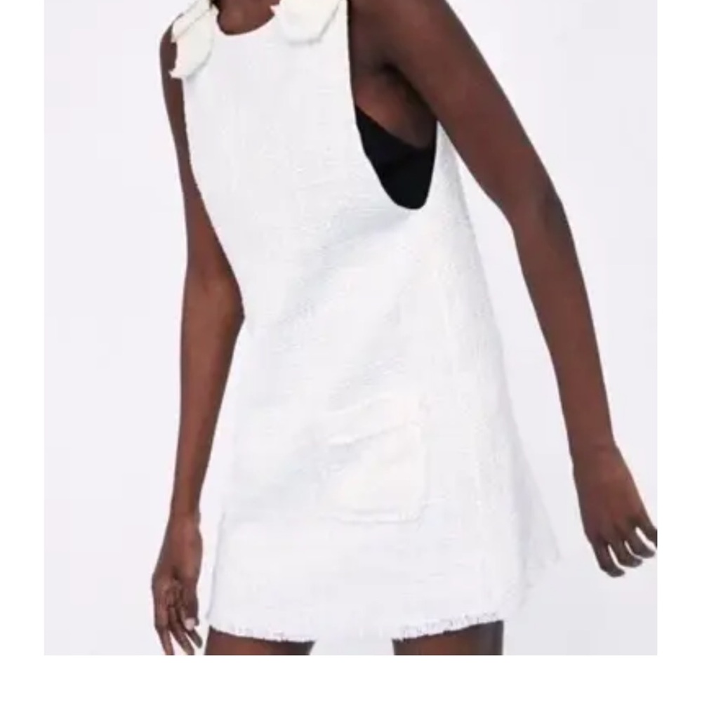 ZARAElegant White Sleeveless Dress